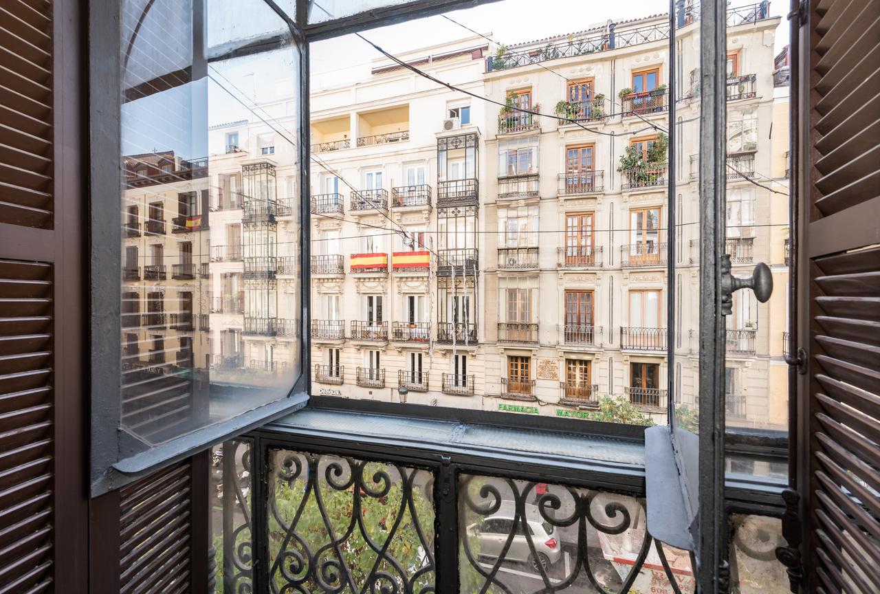 Puerta Del Sol City Center Madrid Exterior photo
